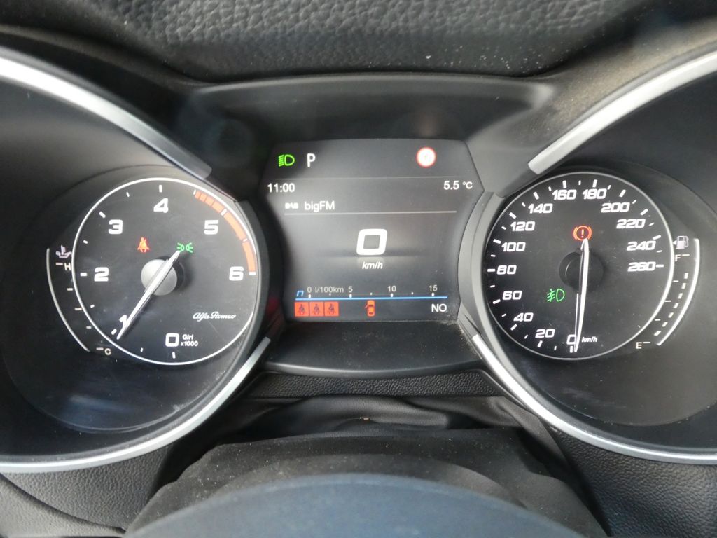 Alfa Romeo Stelvio 2023
