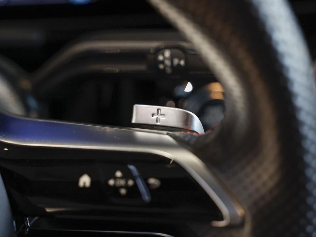 Mercedes-Benz GLA 200 2024