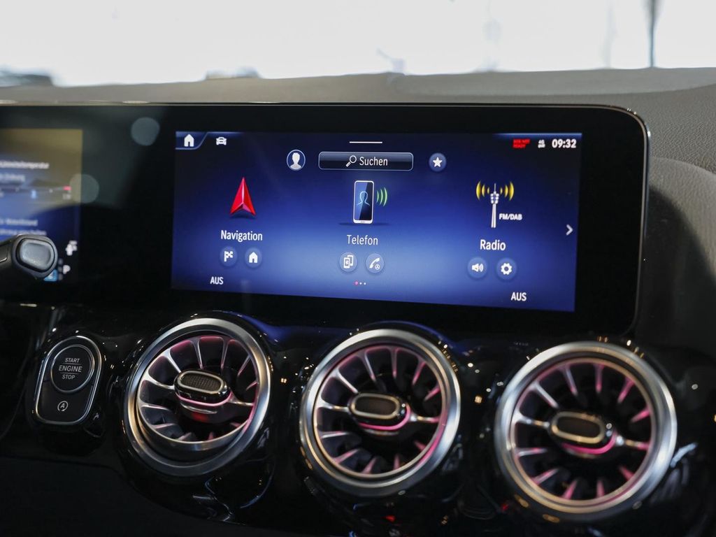 Mercedes-Benz GLA 200 2024