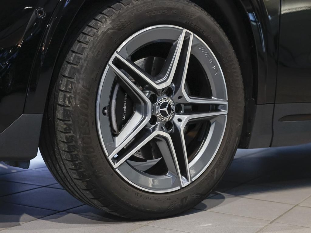 Mercedes-Benz GLA 200 2024