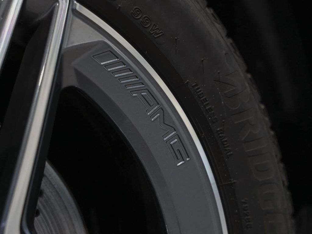 Mercedes-Benz GLA 200 2024