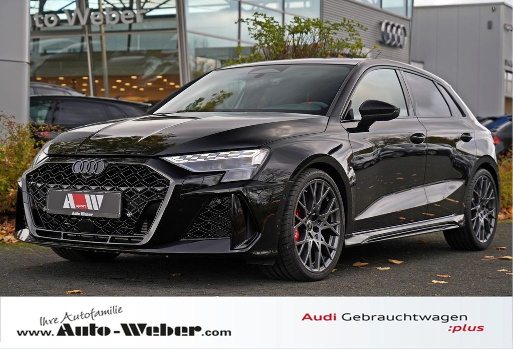 Audi RS3 2025