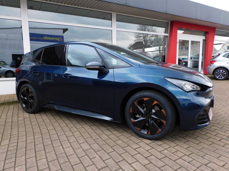 Cupra Born 2025