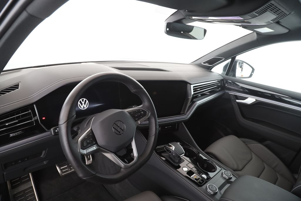 Volkswagen Touareg 2025
