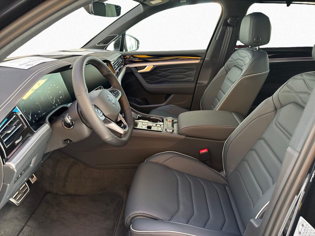 Volkswagen Touareg 2025