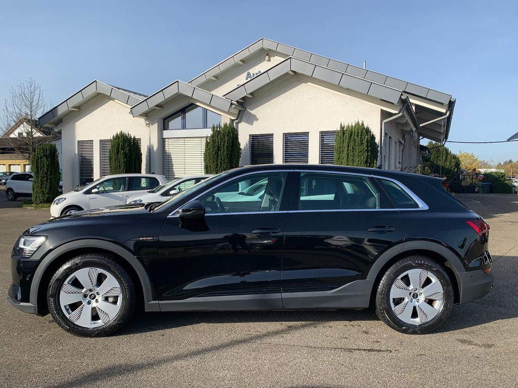 Audi e-tron 2022