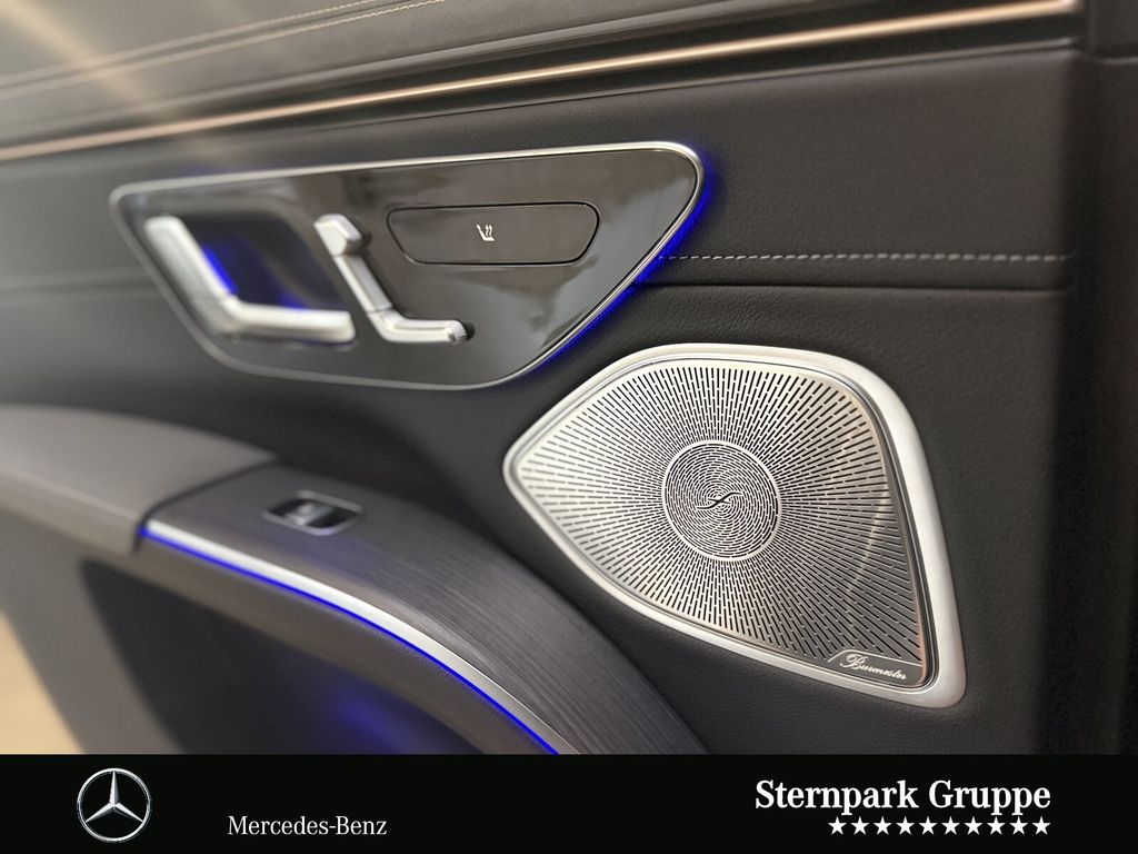 Mercedes-Benz EQS SUV 2023