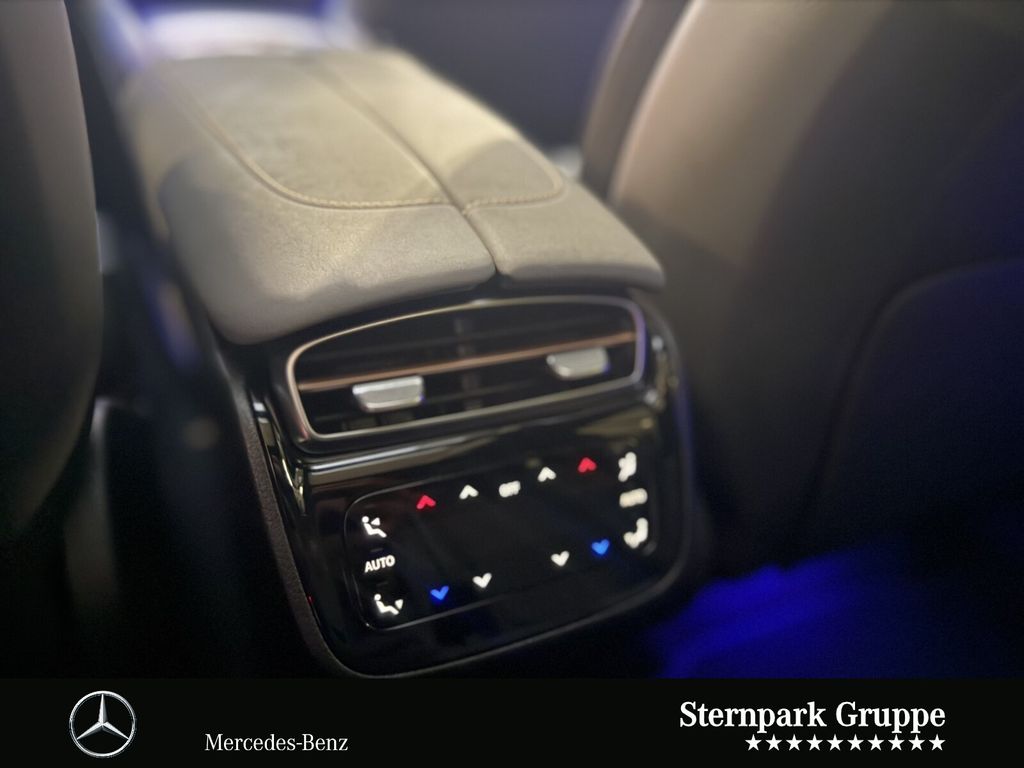 Mercedes-Benz EQS SUV 2023