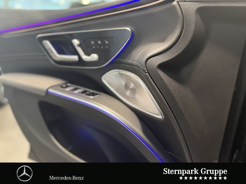 Mercedes-Benz EQS SUV 2023