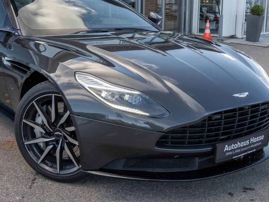 Aston Martin DB 2017