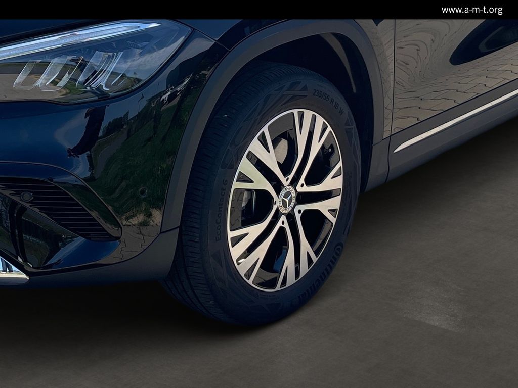 Mercedes-Benz GLA 200 2024