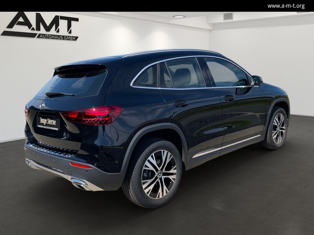 Mercedes-Benz GLA 200 2024