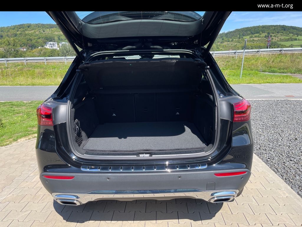 Mercedes-Benz GLA 200 2024