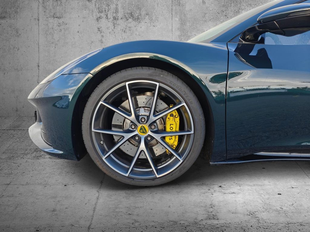 Lotus Emira 2023