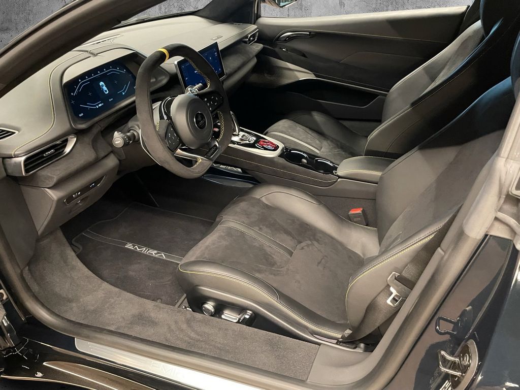 Lotus Emira 2023
