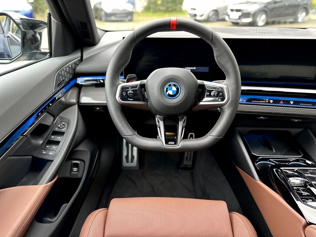 BMW i5 2025