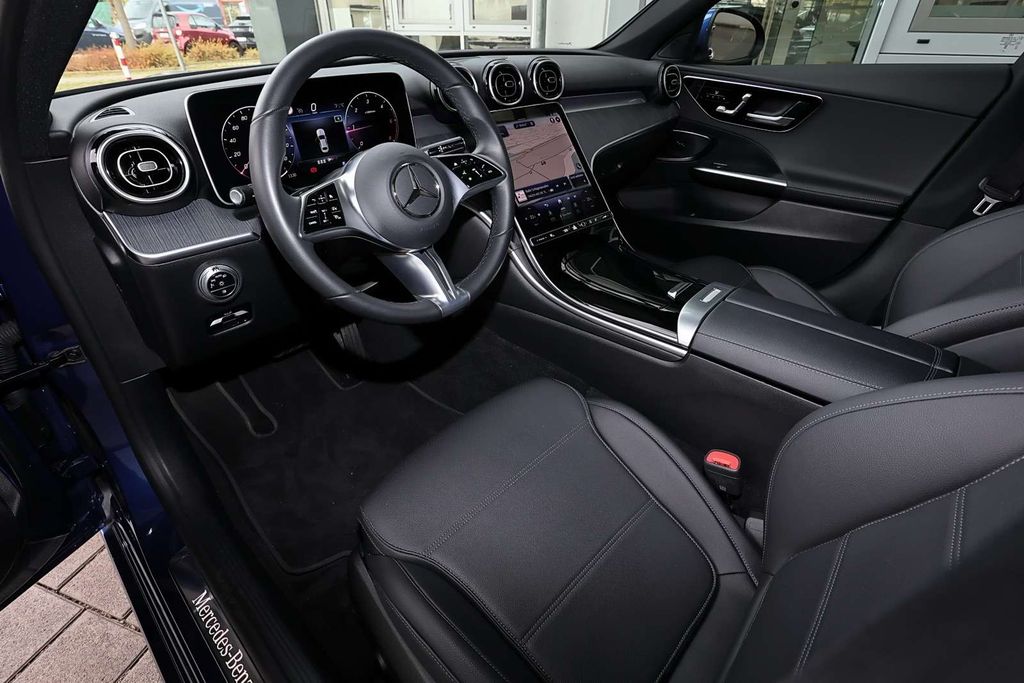 Mercedes-Benz C 200 2024