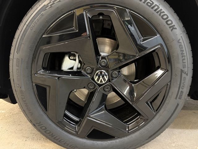 Volkswagen Tiguan 2025