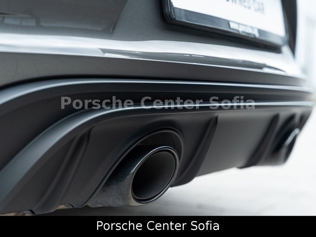 Porsche Cayman 2024