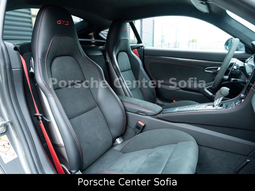 Porsche Cayman 2024
