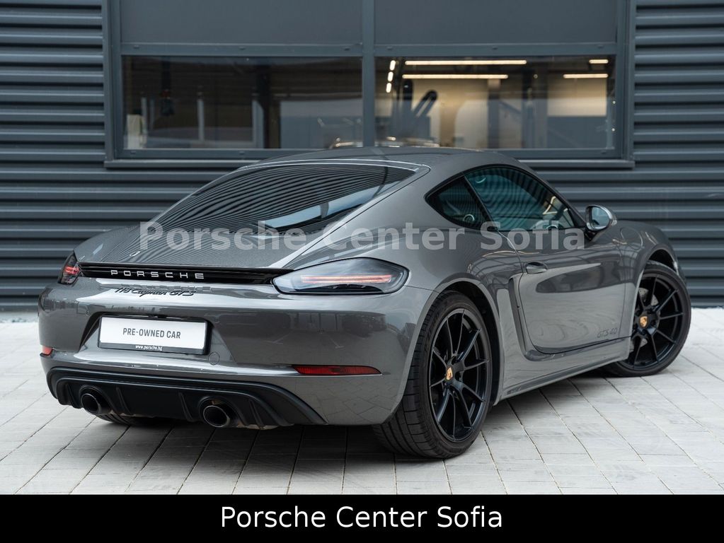 Porsche Cayman 2024