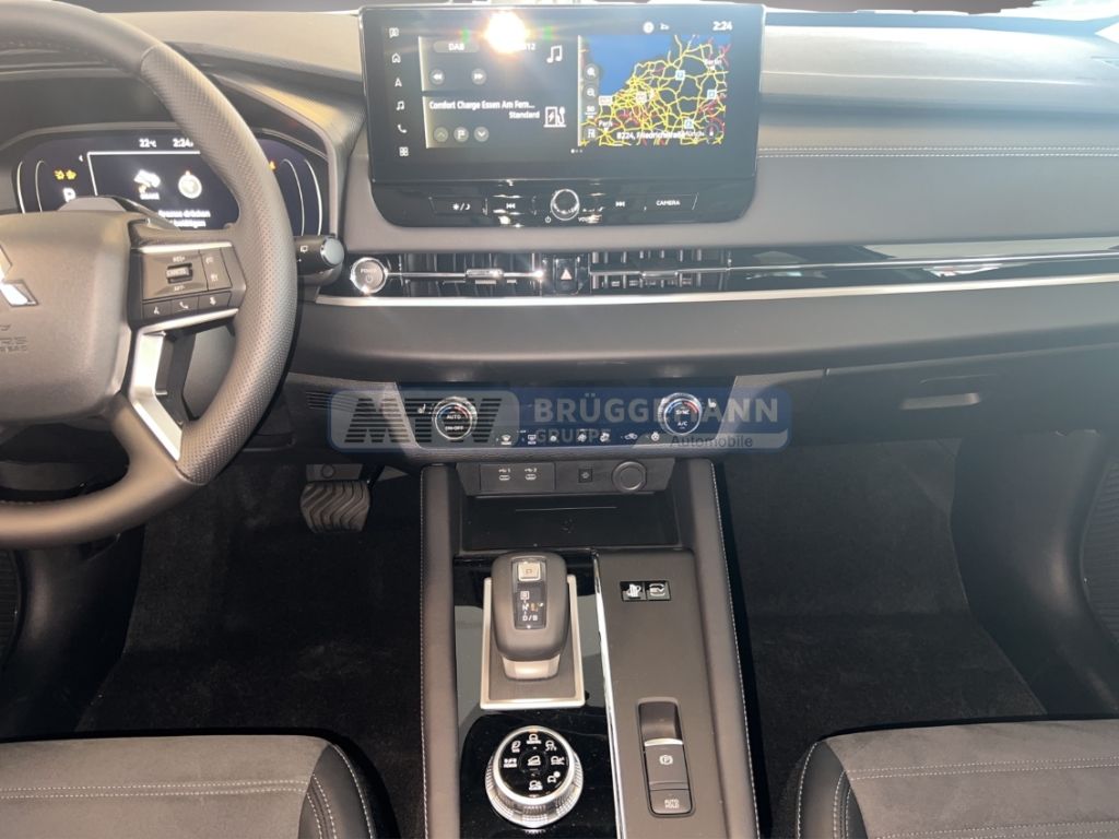 Mitsubishi Plug-in Hybrid Outlander