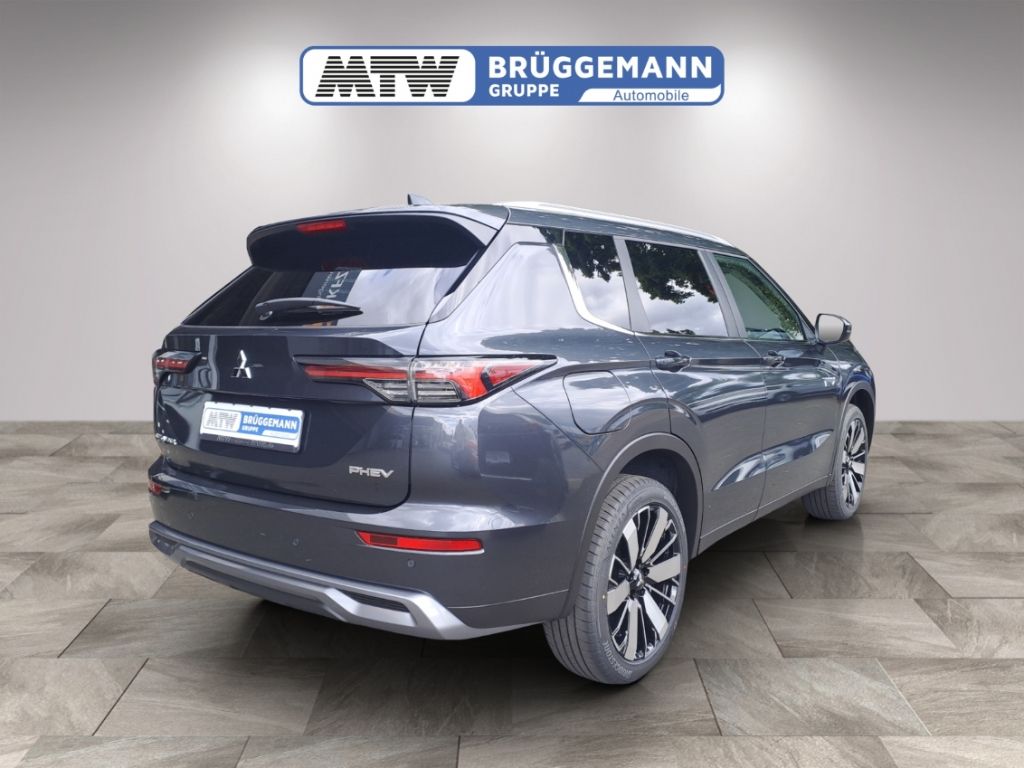 Mitsubishi Plug-in Hybrid Outlander