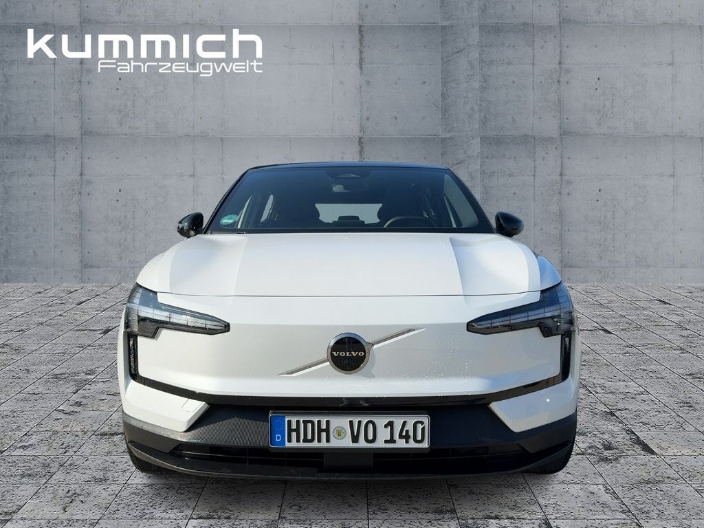 Volvo EX30 2024