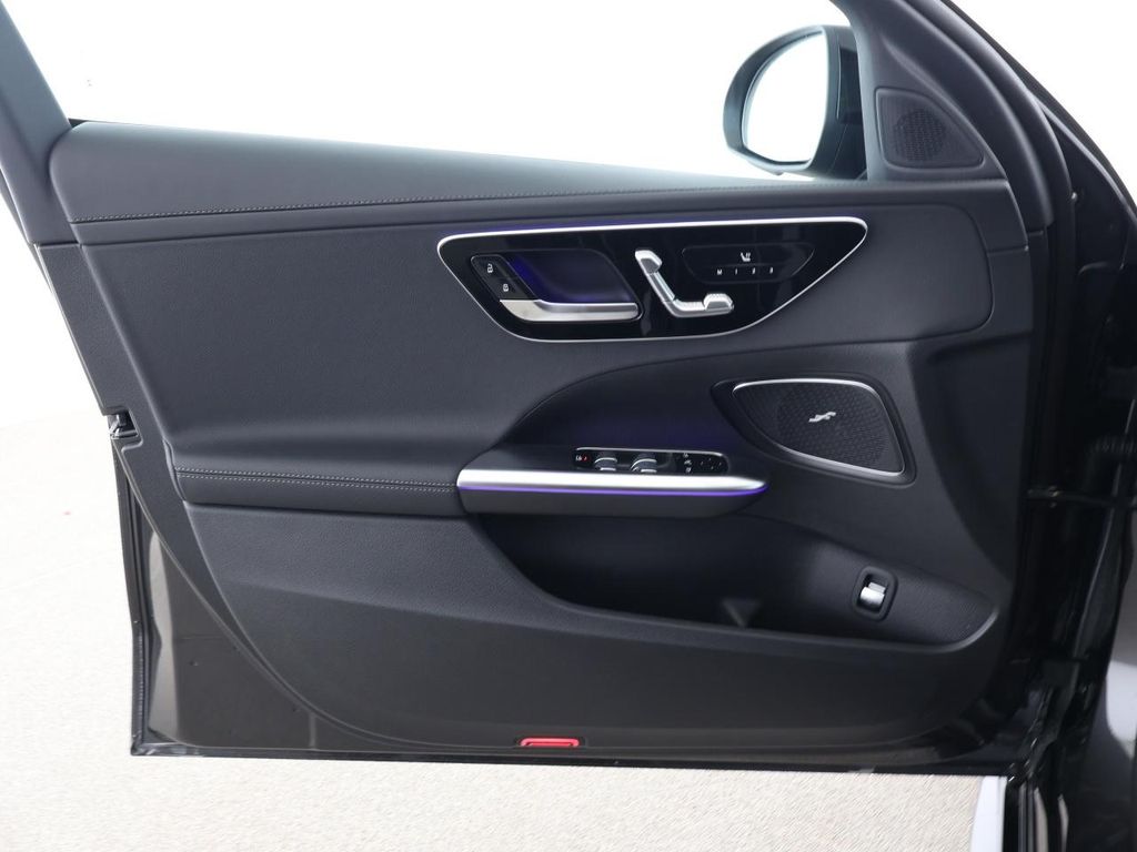 Mercedes-Benz C 220 2025