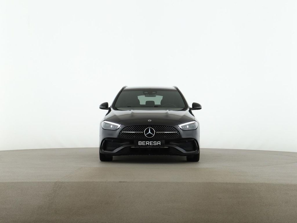 Mercedes-Benz C 220 2025