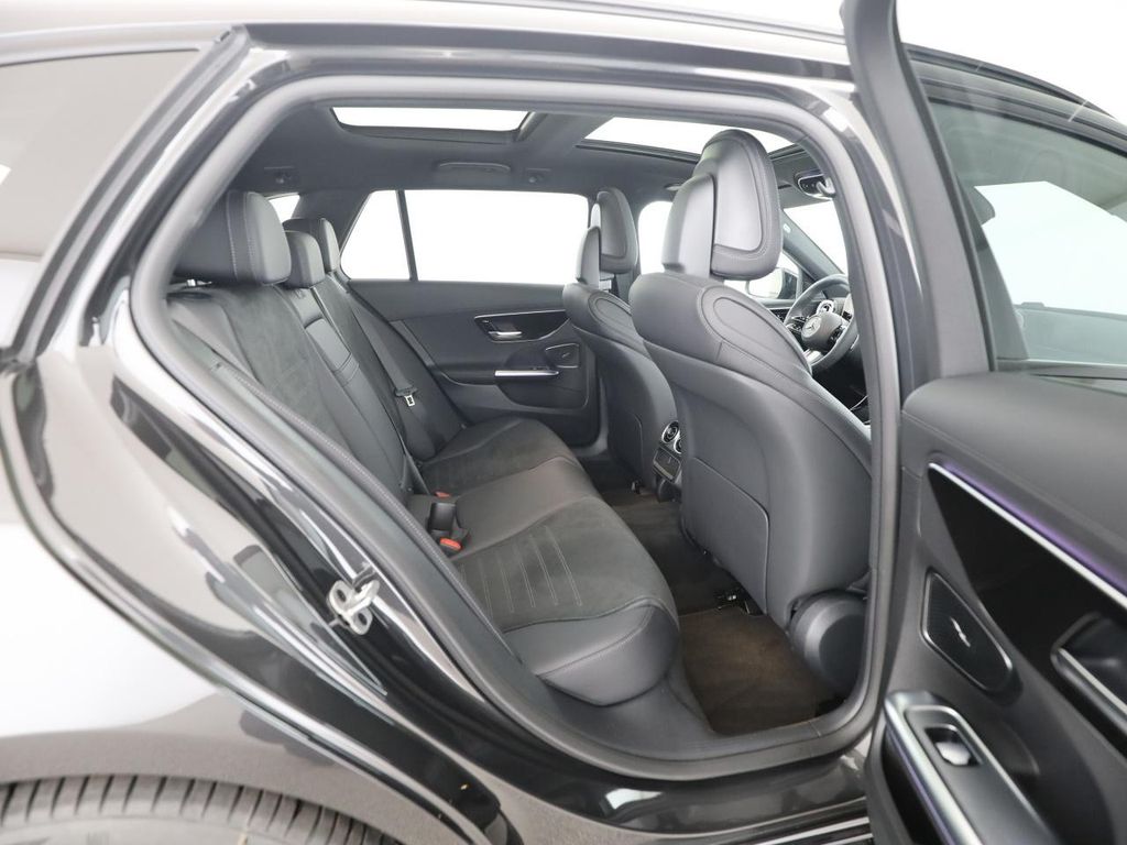 Mercedes-Benz C 220 2025