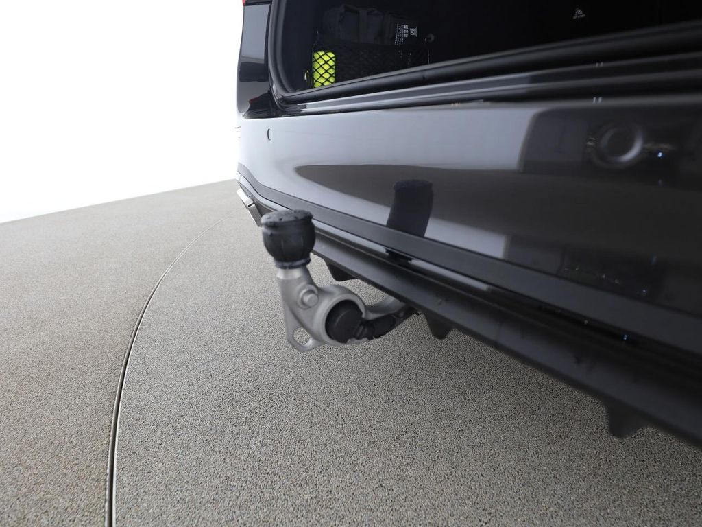 Mercedes-Benz C 220 2025