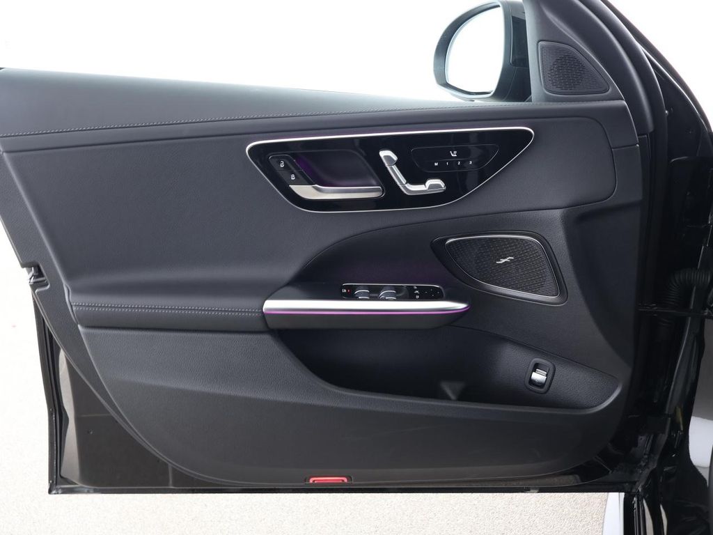 Mercedes-Benz C 220 2025