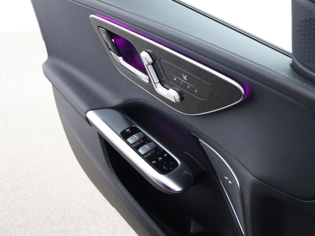 Mercedes-Benz C 220 2025