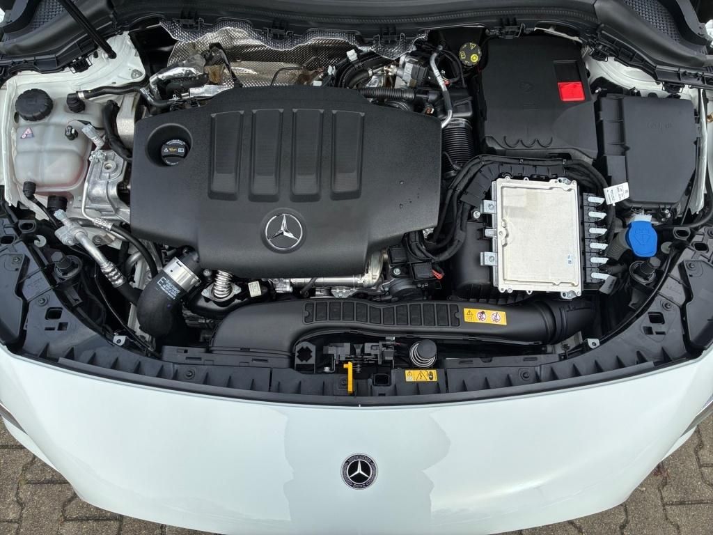 Mercedes-Benz B 200 2024