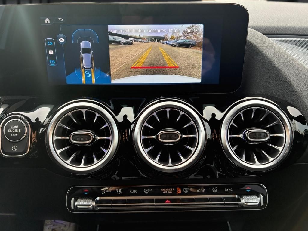 Mercedes-Benz B 200 2024