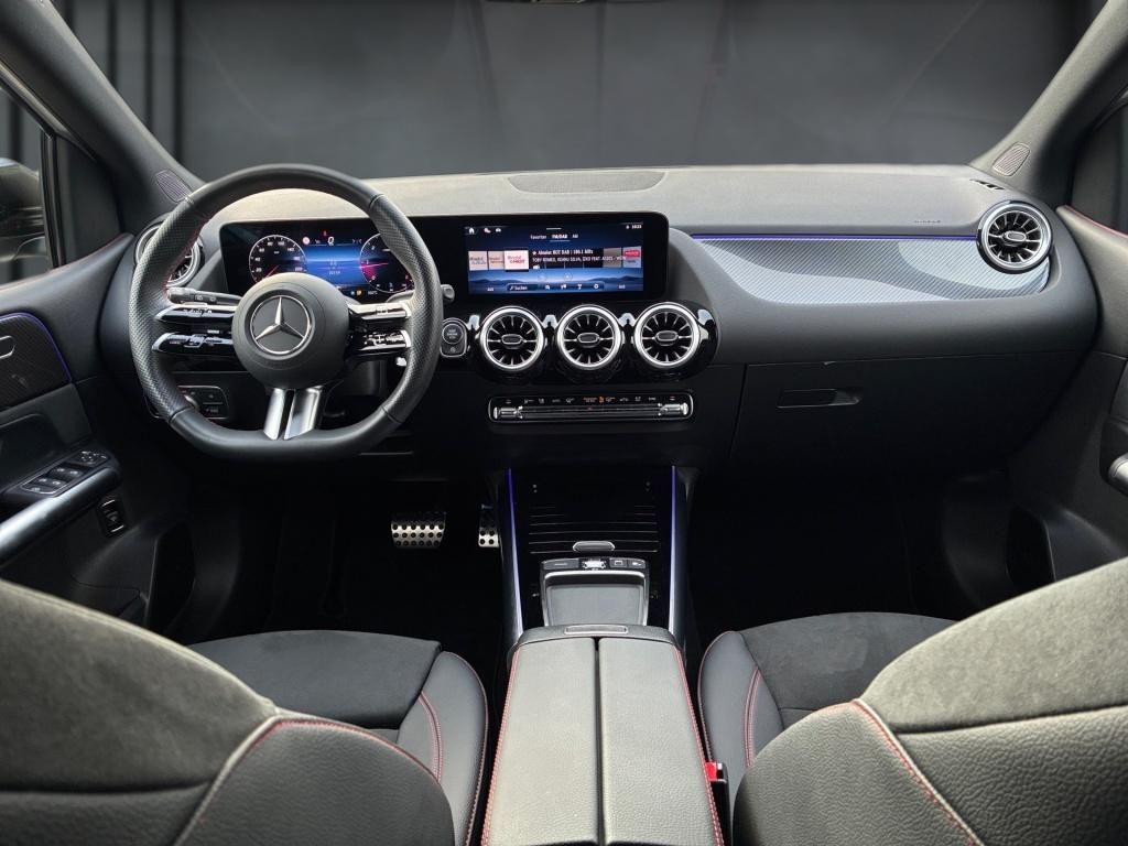 Mercedes-Benz B 200 2024