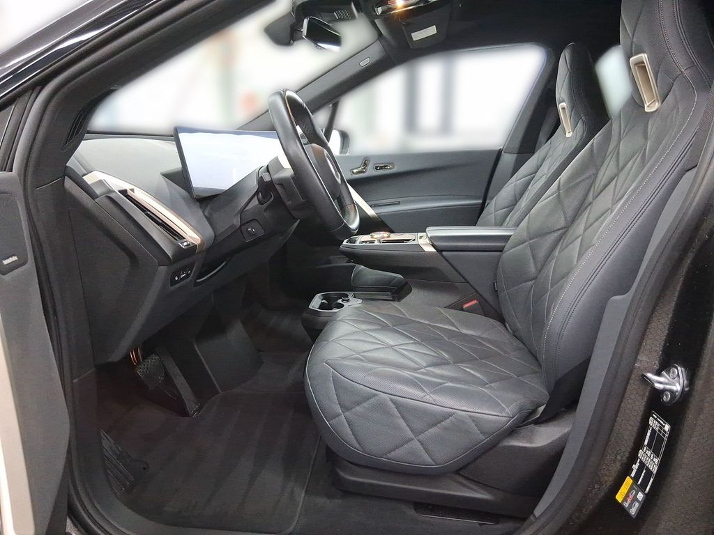 BMW iX 2023