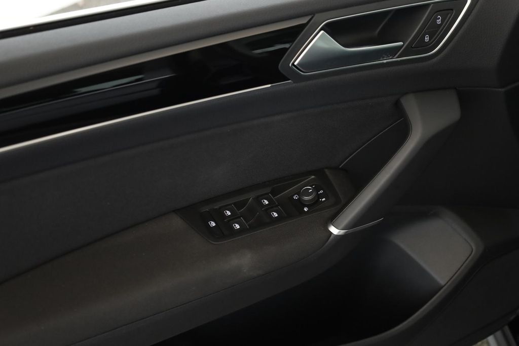 Volkswagen Touran 2025