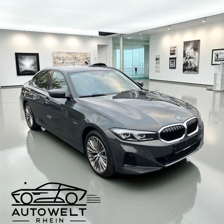 BMW 330 2022