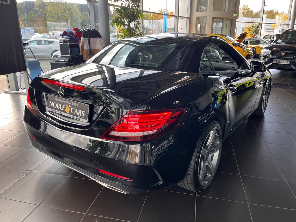 Mercedes-Benz SLC 300 2016
