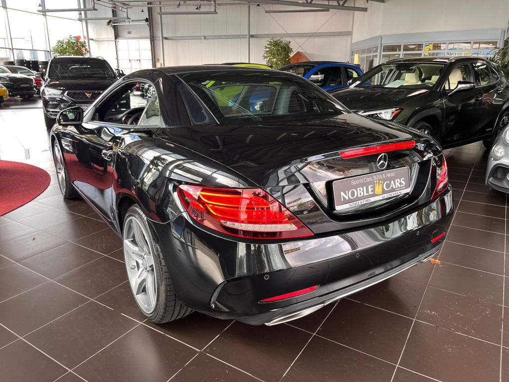 Mercedes-Benz SLC 300 2016