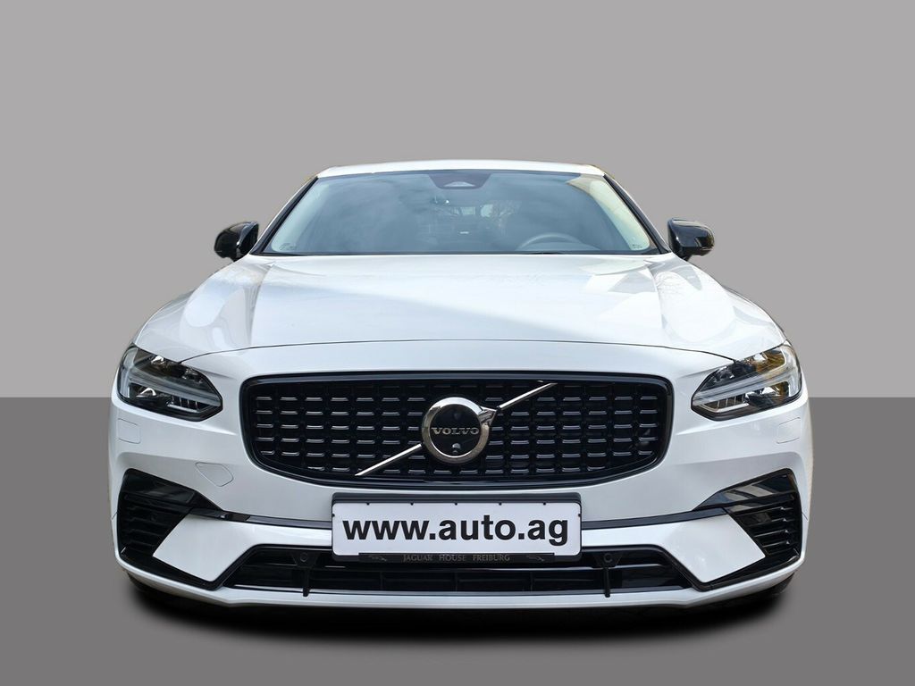 Volvo S90 2025