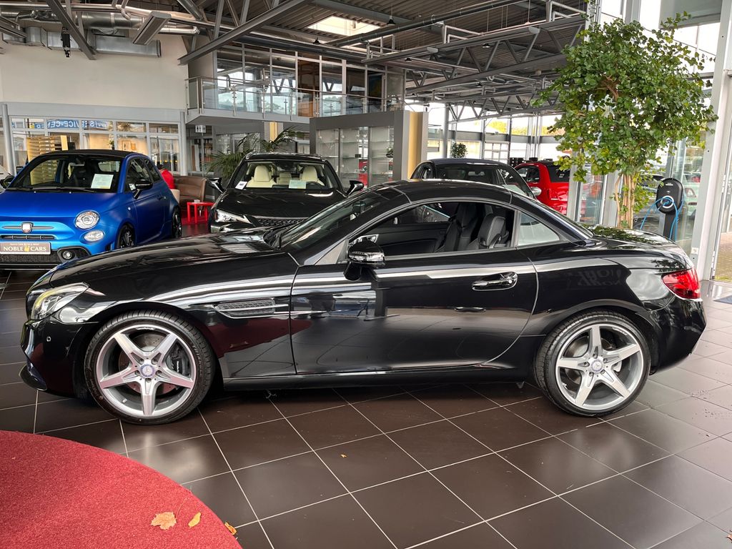 Mercedes-Benz SLC 300 2016