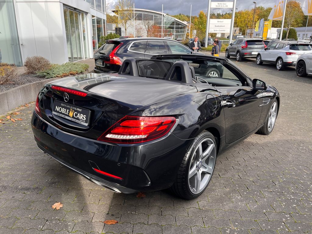 Mercedes-Benz SLC 300 2016