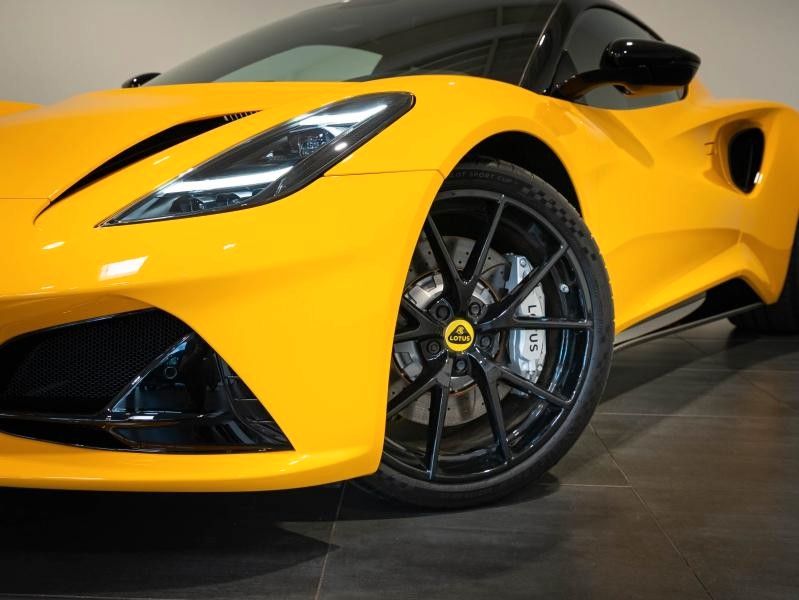 Lotus Emira 2024