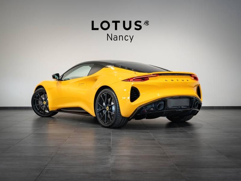 Lotus Emira 2024