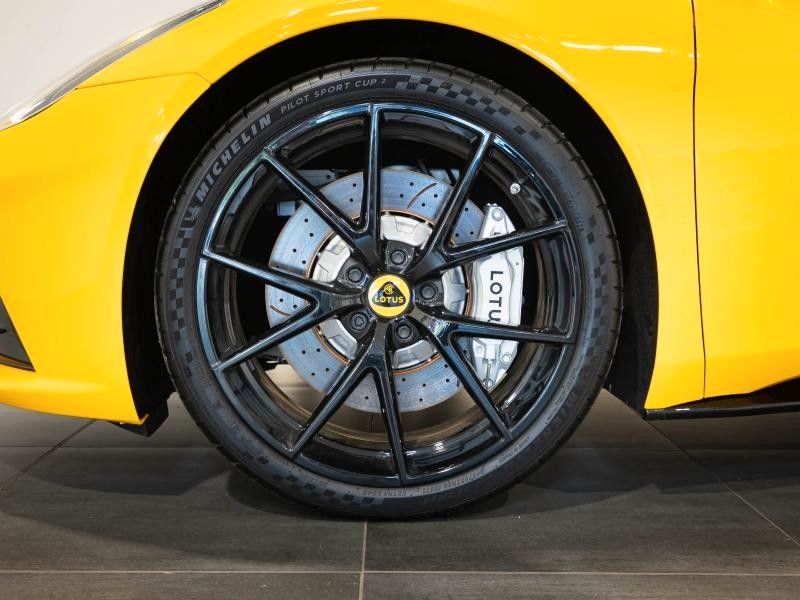 Lotus Emira 2024