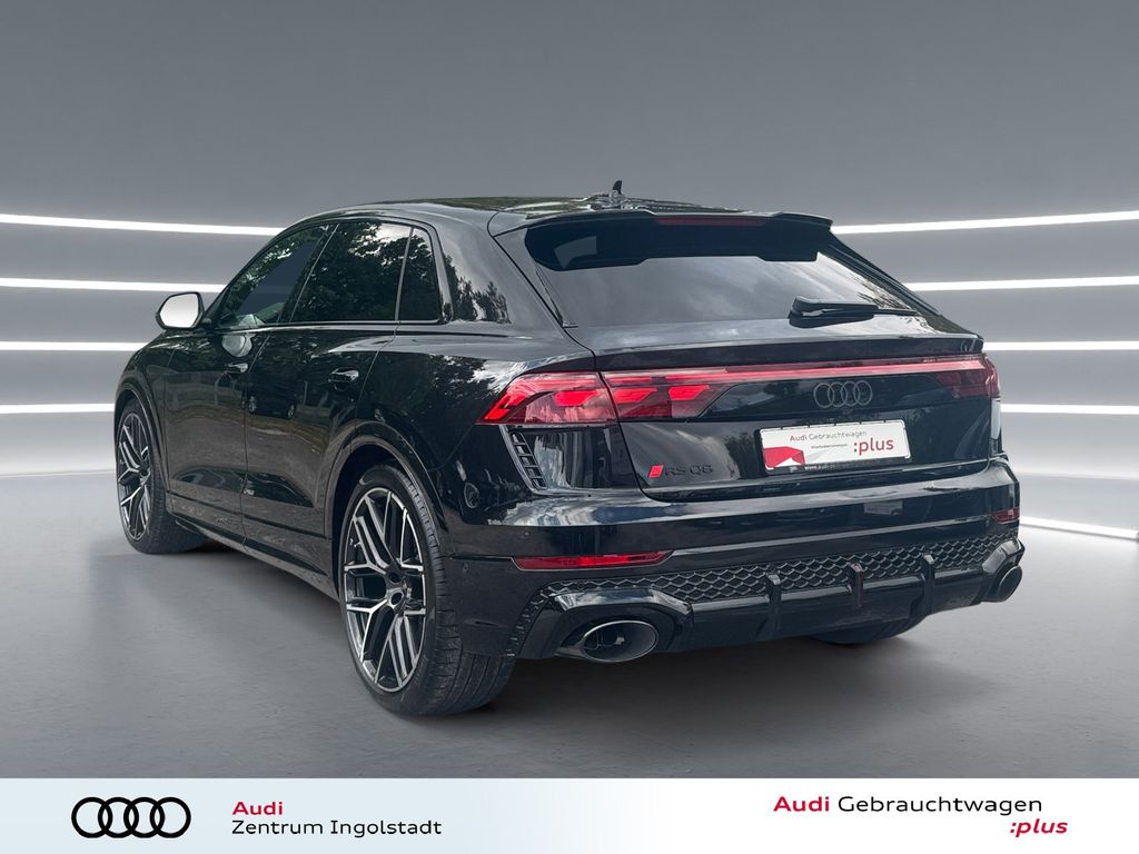 Audi RSQ8 2025