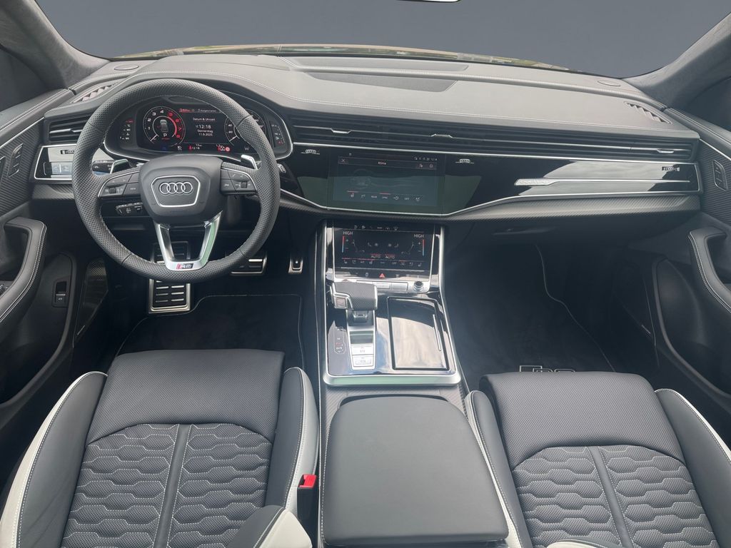 Audi RSQ8 2025